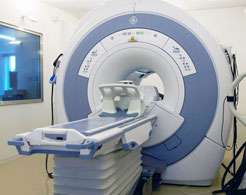 MRIiMagnetic Resonance Imaging: C摜ffj